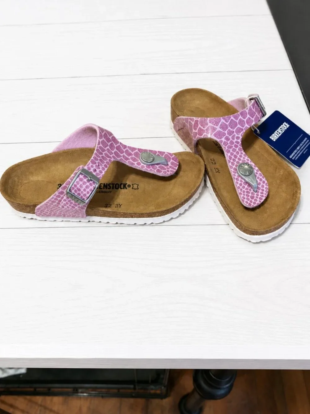 NWT Birkenstock Rio Kids Shiny Snake Pink Sandals EU 32 + Box